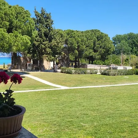 Ioanna Glarokavos Villa *
